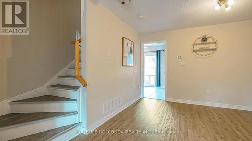 21 Bentley Crescent, Barrie, ON - Indoor Photo Showing Other Room