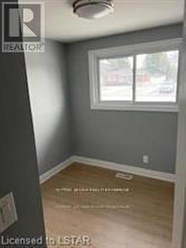 76 1/2 Fairview Avenue, St. Thomas, ON - Indoor Photo Showing Other Room