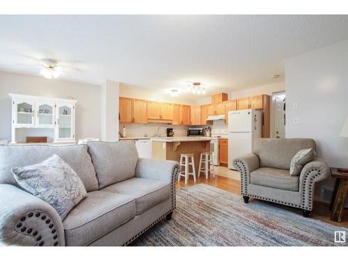 9144 165 Av Nw, Edmonton, AB - Indoor Photo Showing Living Room