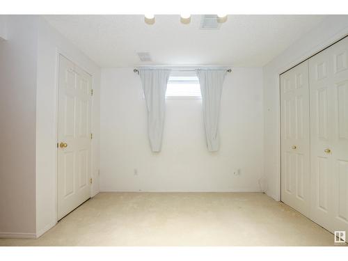 9144 165 Av Nw, Edmonton, AB - Indoor Photo Showing Other Room