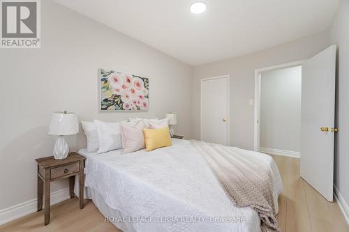 114 Milford Haven Drive, Toronto, ON - Indoor Photo Showing Bedroom