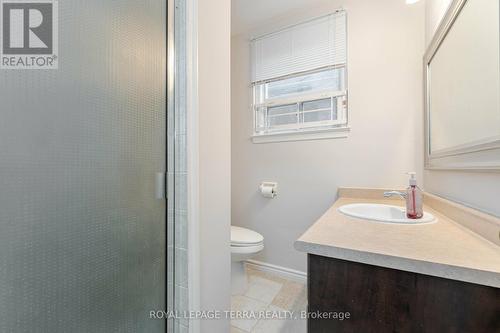 114 Milford Haven Drive, Toronto, ON - Indoor Photo Showing Bathroom