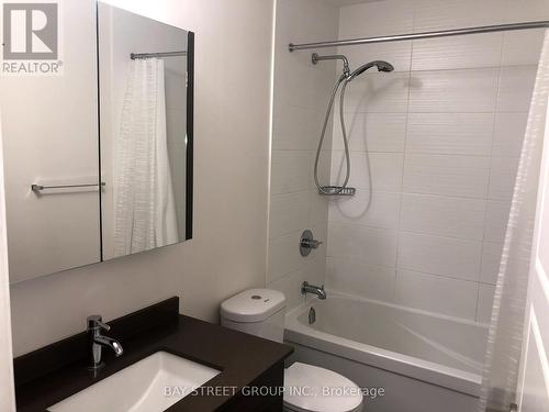 101 - 1 Uptown Drive, Markham, ON - Indoor Photo Showing Bathroom