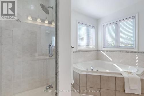 92 Bentwood Crescent, Vaughan, ON - Indoor Photo Showing Bathroom