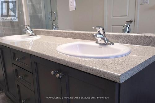 9498 Tallgrass Avenue, Niagara Falls, ON - Indoor Photo Showing Bathroom