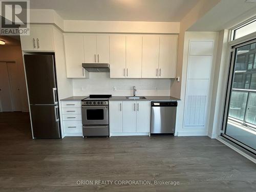 715 - 212 King William Street, Hamilton, ON - Indoor Photo Showing Kitchen