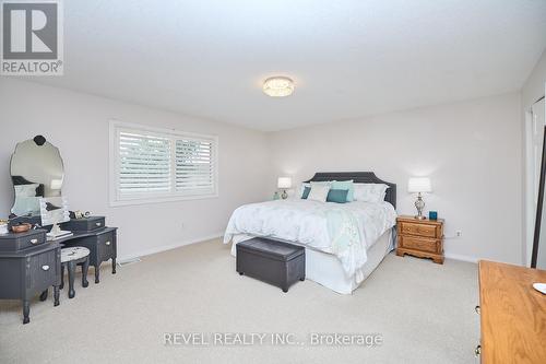 107 Napa Lane, Hamilton, ON - Indoor Photo Showing Bedroom