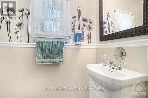 1215 Ste-Marie Road, Russell, ON - Indoor Photo Showing Bathroom