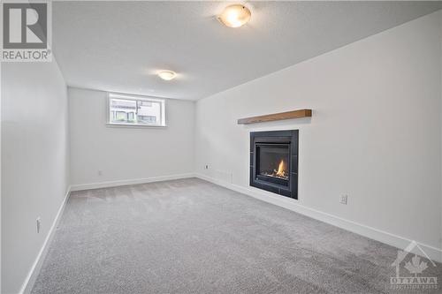 524 Cardamom Terrace, Stittsville, ON - Indoor With Fireplace