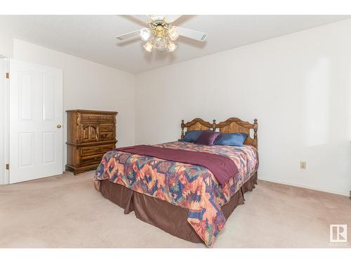 12423 56 St Nw, Edmonton, AB - Indoor Photo Showing Bedroom