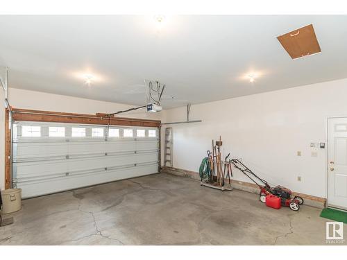 12423 56 St Nw, Edmonton, AB - Indoor Photo Showing Garage