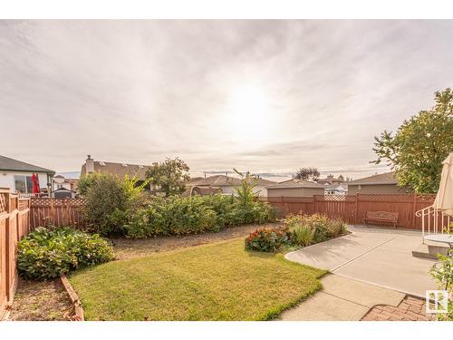 12423 56 St Nw, Edmonton, AB - Outdoor