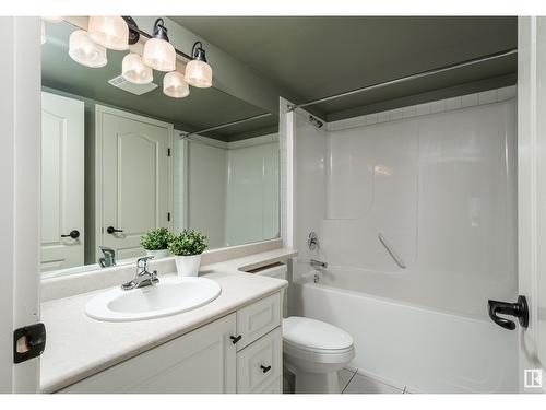 #703 9741 110 St Nw, Edmonton, AB - Indoor Photo Showing Bathroom