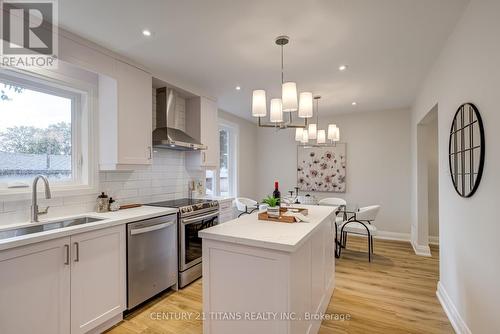 223 Epsom Downs Drive, Toronto, ON - Indoor Photo Showing Kitchen With Upgraded Kitchen