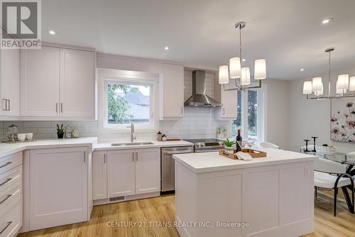 223 Epsom Downs Drive, Toronto, ON - Indoor Photo Showing Kitchen With Upgraded Kitchen