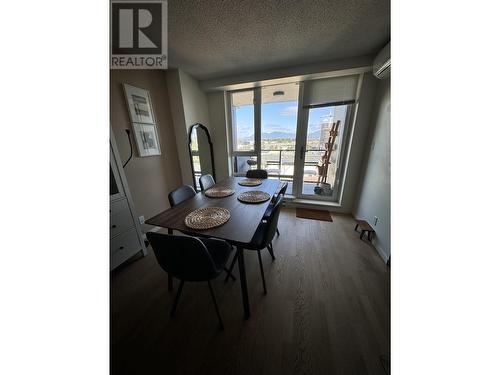 809 7888 Ackroyd Road, Richmond, BC - Indoor Photo Showing Dining Room