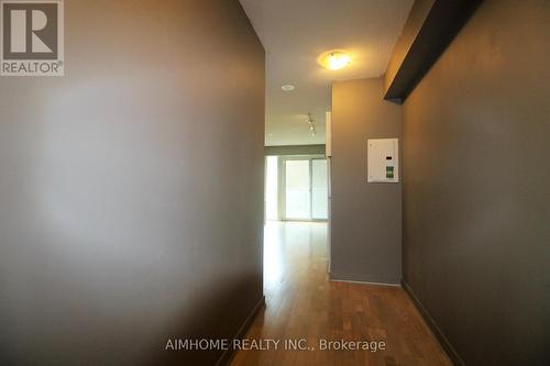 401 - 126 Simcoe Street, Toronto, ON - Indoor Photo Showing Other Room