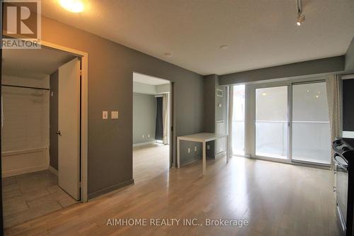 401 - 126 Simcoe Street, Toronto, ON - Indoor Photo Showing Other Room