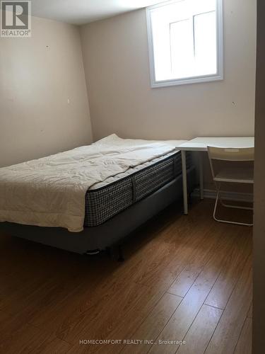 92 Jacobson Avenue, St. Catharines, ON - Indoor Photo Showing Bedroom