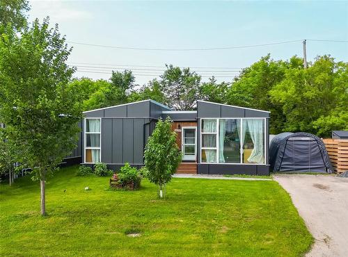 504 Robinson Avenue, Selkirk, MB - Outdoor