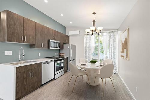 504 Robinson Avenue, Selkirk, MB - Indoor Photo Showing Kitchen