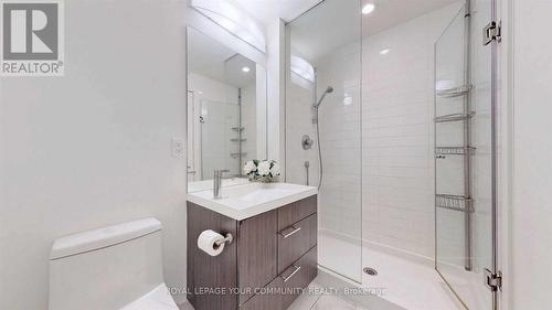 806 - 30 Nelson Street, Toronto, ON - Indoor Photo Showing Bathroom