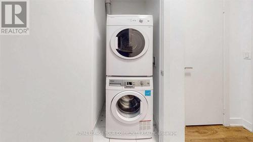 806 - 30 Nelson Street, Toronto, ON - Indoor Photo Showing Laundry Room