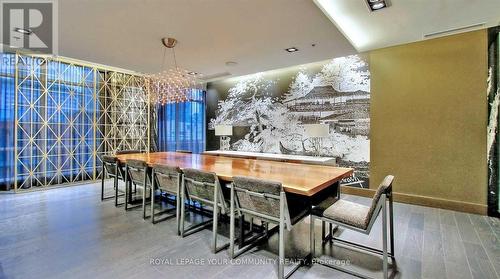 806 - 30 Nelson Street, Toronto, ON - Indoor Photo Showing Dining Room