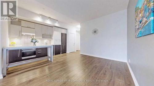 806 - 30 Nelson Street, Toronto, ON - Indoor Photo Showing Kitchen With Upgraded Kitchen