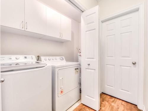 Laundry room - 401-1073 Rue De Bleury, Montréal (Ville-Marie), QC - Indoor Photo Showing Laundry Room