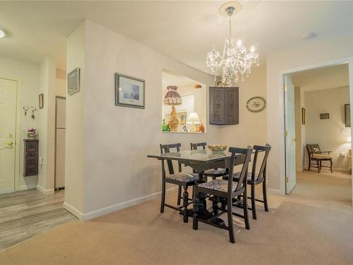 103-2777 Barry Rd, Mill Bay, BC - Indoor Photo Showing Dining Room