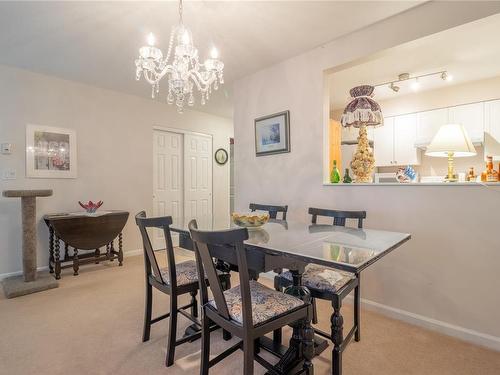 103-2777 Barry Rd, Mill Bay, BC - Indoor Photo Showing Dining Room