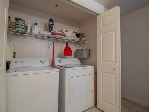 103-2777 Barry Rd, Mill Bay, BC - Indoor Photo Showing Laundry Room