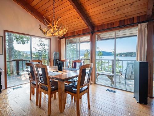 5952 Race Point Rd, Campbell River, BC 