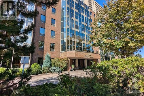 2019 Carling Avenue Unit#605, Ottawa, ON 