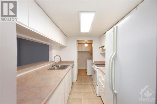 2019 Carling Avenue Unit#605, Ottawa, ON - Indoor Photo Showing Kitchen With Double Sink