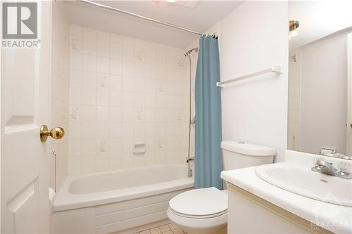 2019 Carling Avenue Unit#605, Ottawa, ON - Indoor Photo Showing Other Room