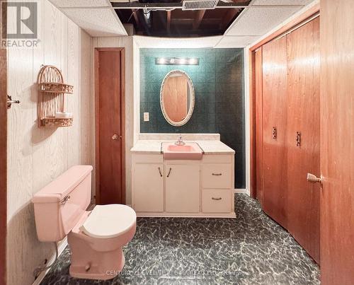 247 Raymond Street, Temiskaming Shores, ON - Indoor Photo Showing Bathroom