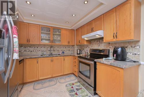 #212 - 320 Mill Street S, Brampton, ON - Indoor Photo Showing Kitchen With Double Sink