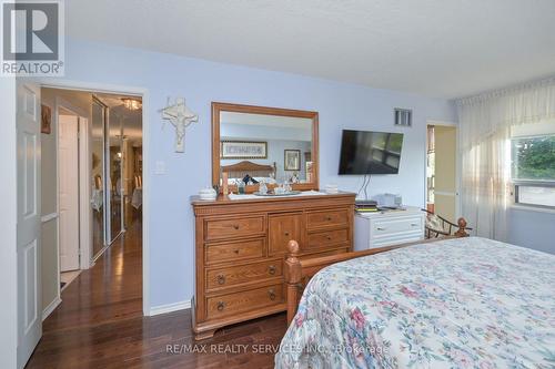 #212 - 320 Mill Street S, Brampton, ON - Indoor Photo Showing Bedroom