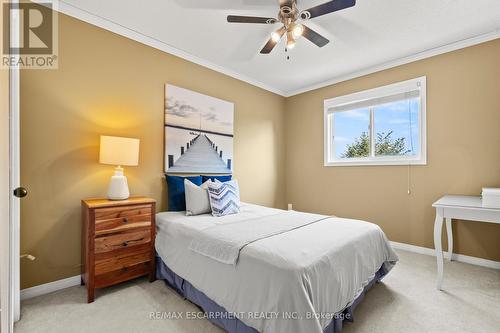 12 - 134 Terni Boulevard, Hamilton, ON - Indoor Photo Showing Bedroom