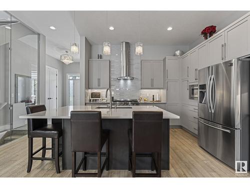 10107 138 St Nw, Edmonton, AB - Indoor Photo Showing Kitchen With Upgraded Kitchen