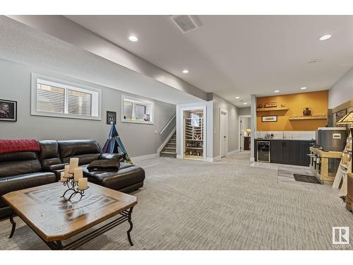 10107 138 St Nw, Edmonton, AB - Indoor Photo Showing Living Room