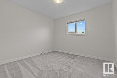 8011 159 Av Nw, Edmonton, AB - Indoor Photo Showing Other Room