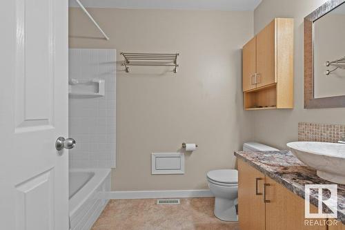 8011 159 Av Nw, Edmonton, AB - Indoor Photo Showing Bathroom