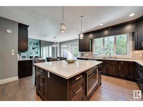 7526 May Cm Nw, Edmonton, AB - Indoor Photo Showing Kitchen With Upgraded Kitchen