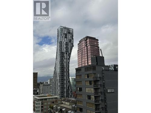 1005 1408 Robson Street, Vancouver, BC - Outdoor With Facade