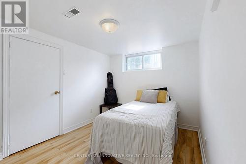 40 Radwinter Drive, Toronto, ON - Indoor Photo Showing Bedroom