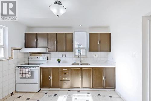 40 Radwinter Drive, Toronto, ON - Indoor Photo Showing Kitchen With Double Sink