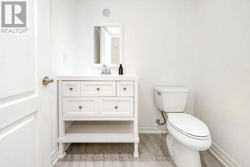 18 Falkland Road, Brampton, ON - Indoor Photo Showing Bathroom